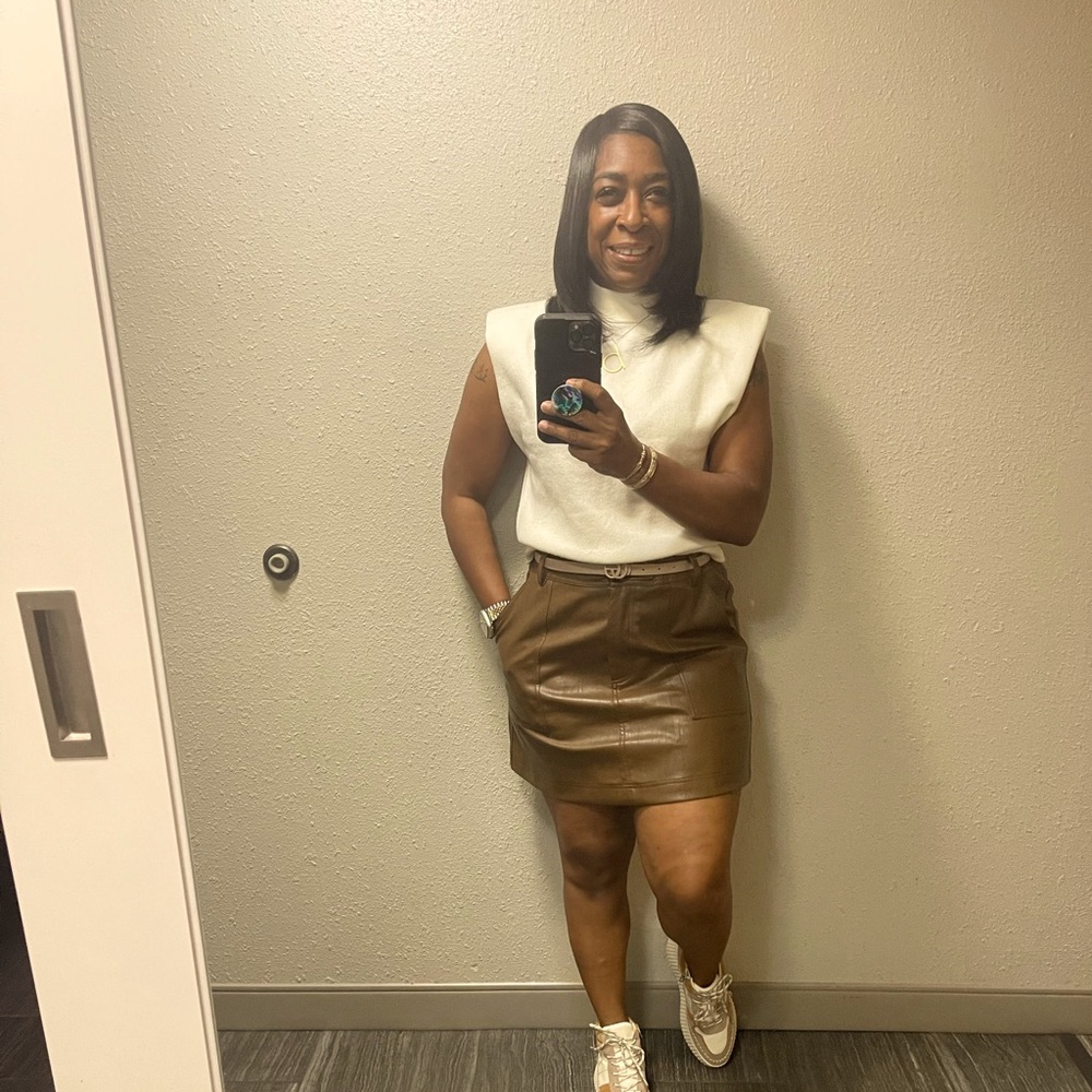 Meet your Posher, Daphne